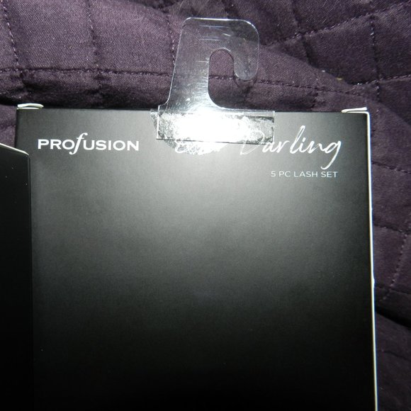 Profusion Oh, Darling 6 Pc set 5 Eyelash sets & one Adhesive  - Black SEALED NEW - Picture 4 of 11